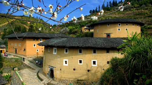 厦门鼓浪屿、永定土楼、武夷山全景四日游